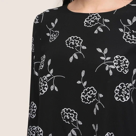 A|X Armani Exchange DEEP KEYHOLE-BACK BLOUSE - Picture 2 of 15